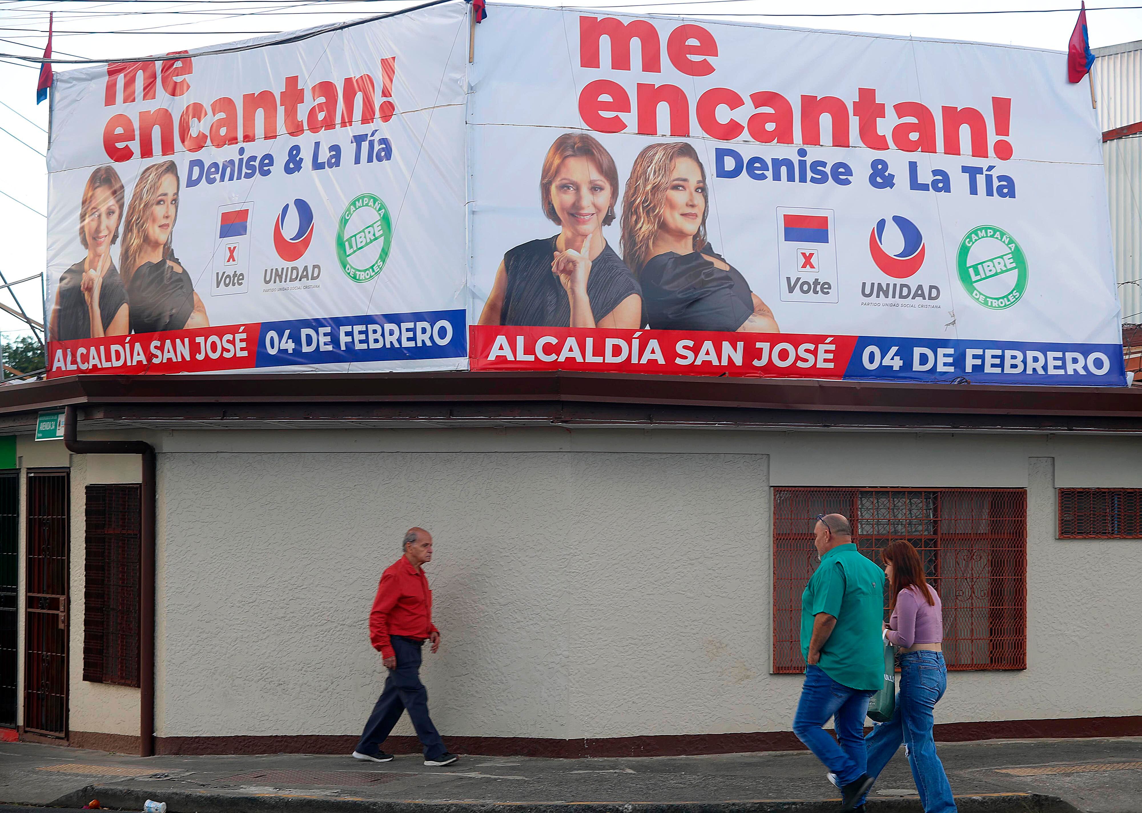 30/01/2024 Zapote. Valla publicitaria, al costado noreste del campo ferial, anuncia a Maureen Salguero, La Tía, como candidata a la alcaldía de San José por el partido Unidad Socialcristiana. La popular presentadora de televisión es otra de las figuras de la farándula que aspira por un puesto político durante las elecciones municipales de este domingo. Foto: Rafael Pacheco Granados