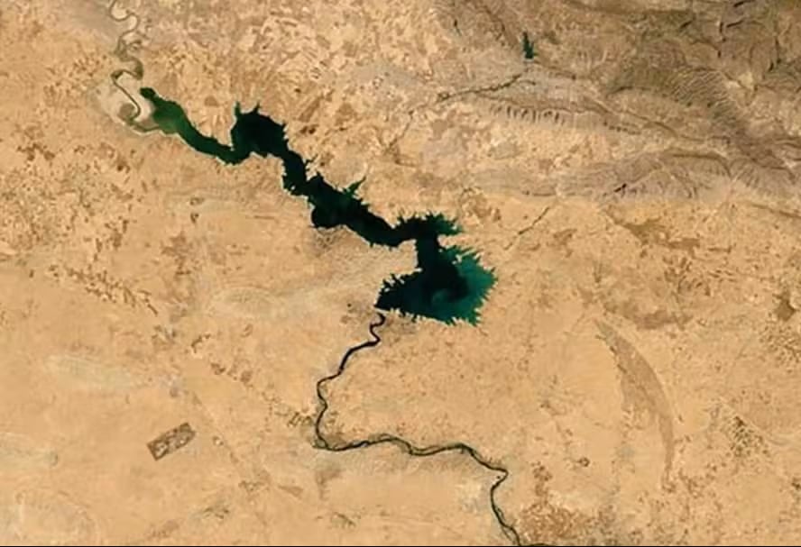 El hallazgo surgió durante exploraciones geológicas en el Mediterráneo oriental y podría resolver un antiguo enigma geográfico.
