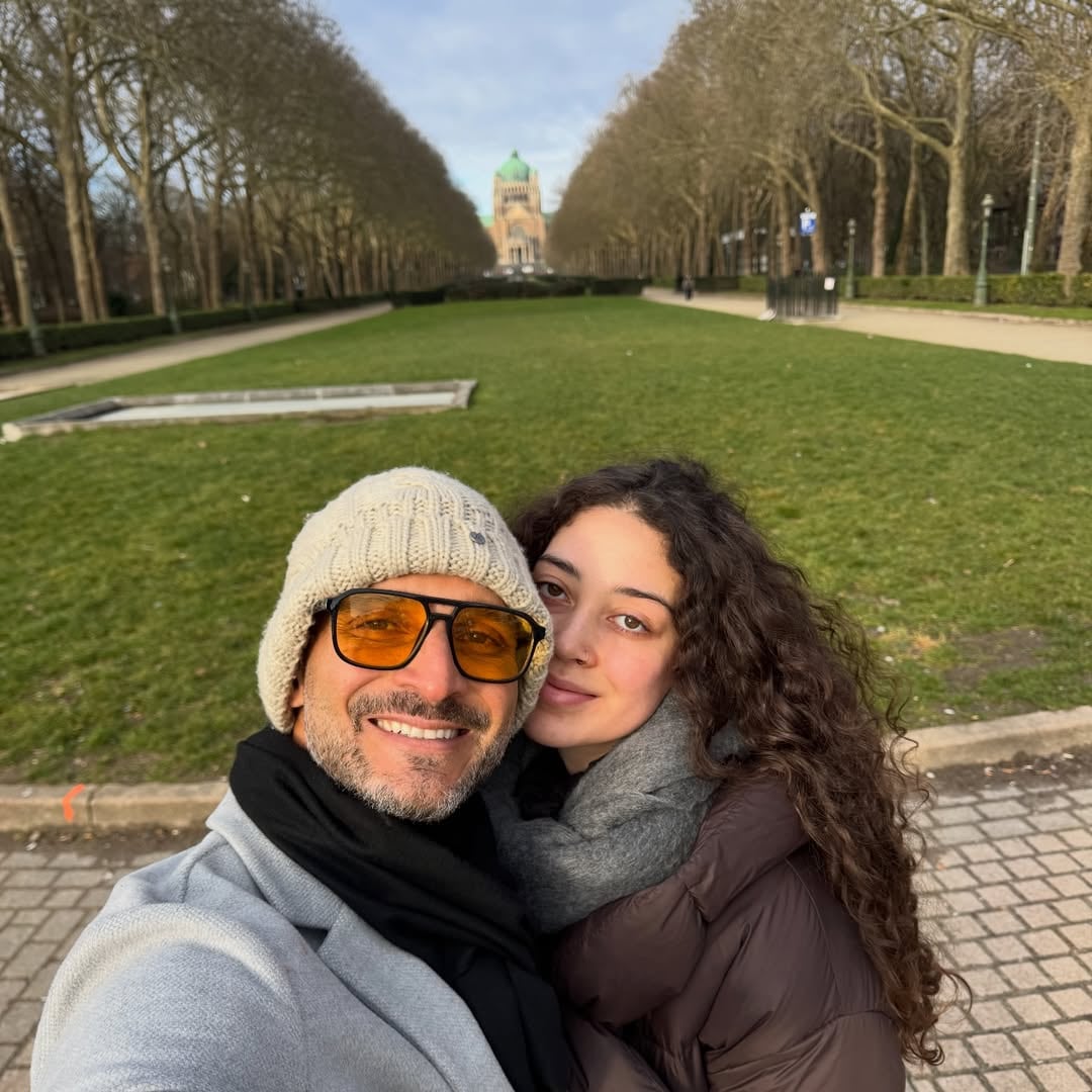 Bismarck Méndez se encuentra en Europa para acompañar a su hija Luciana a iniciar sus estudios universitarios.