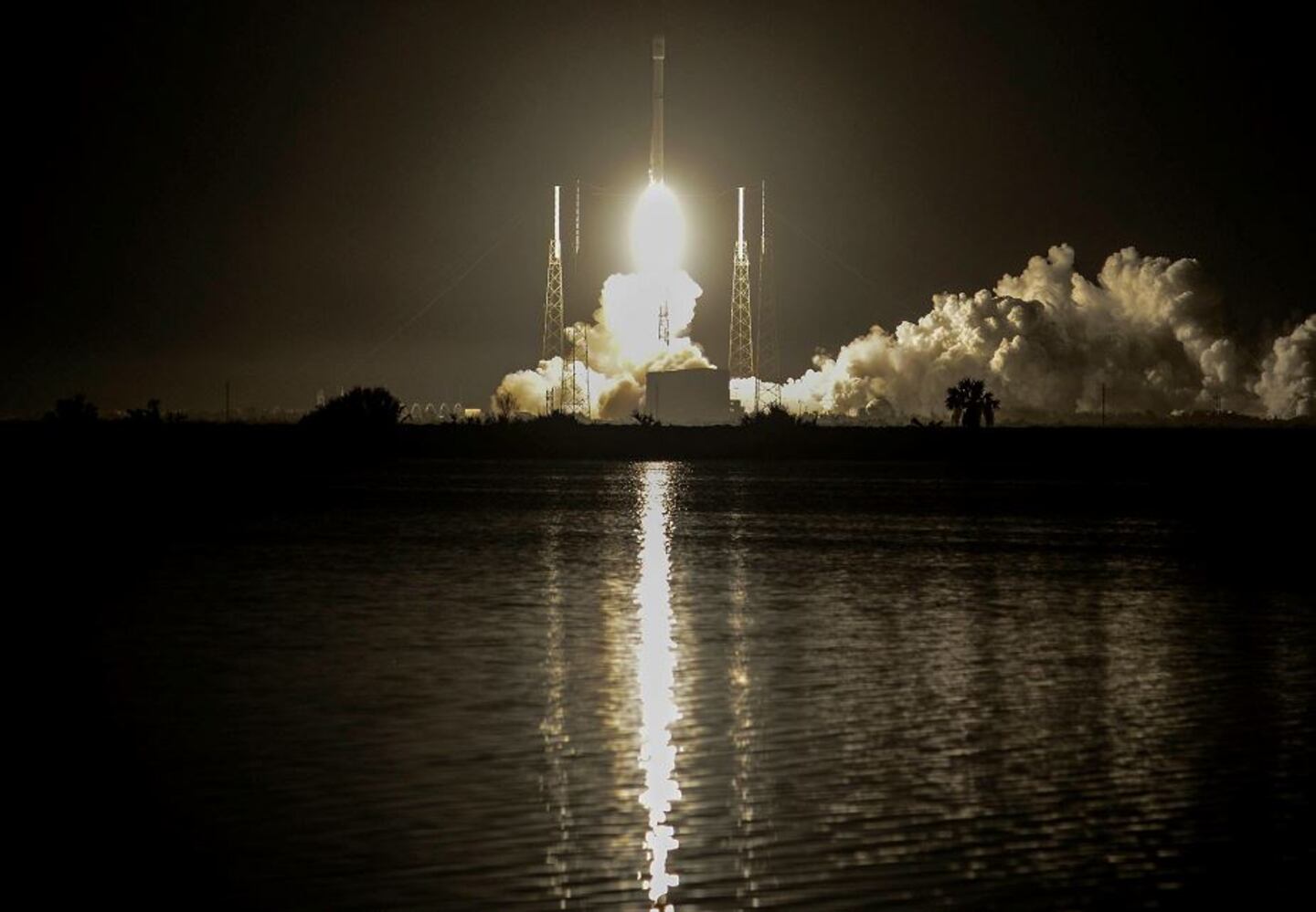 SpaceX efectúa el lanzamiento número 50 del cohete Falcon 9 | La Nación