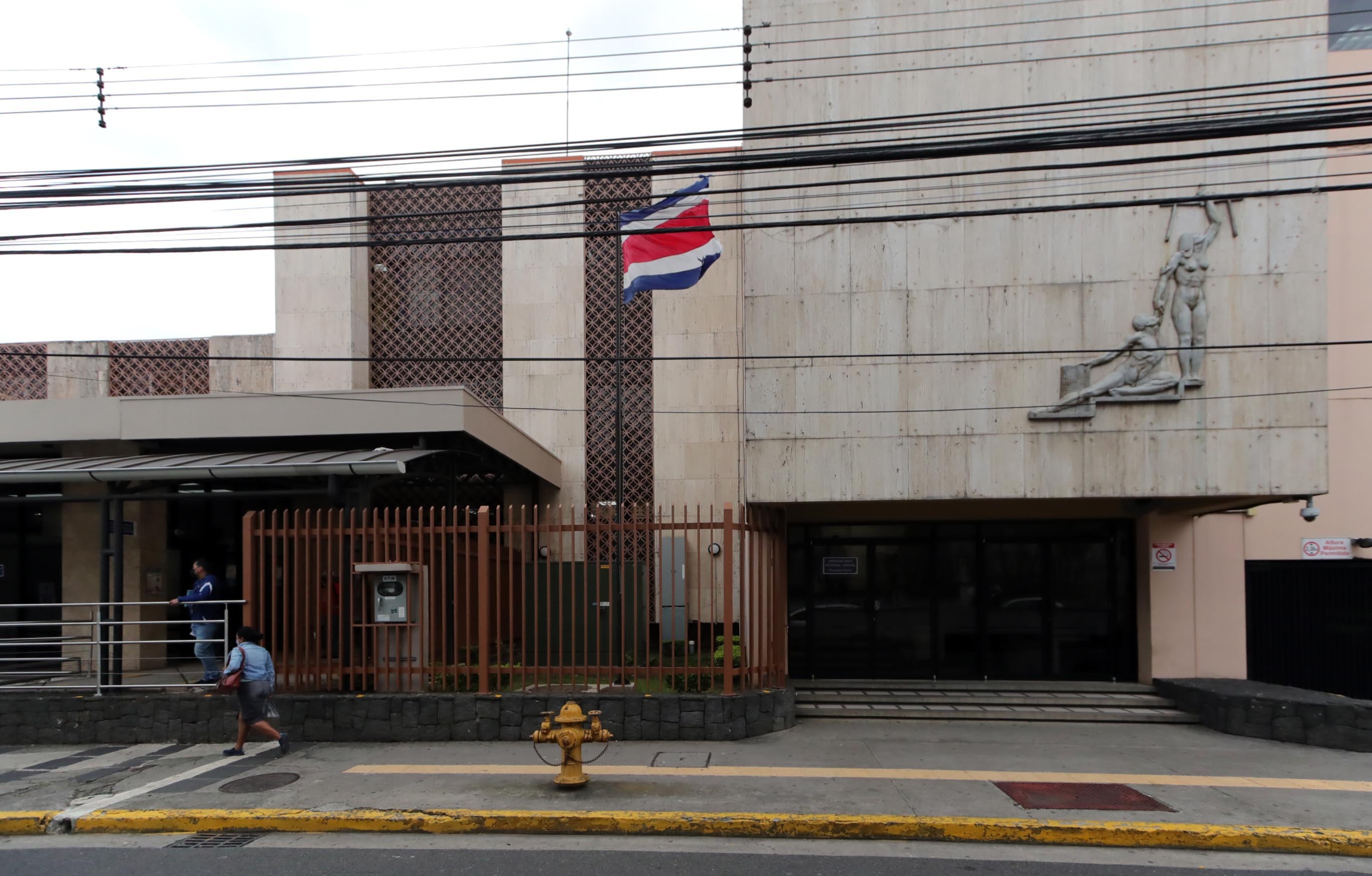 Un préstamista “gota a gota” fue condenado a pasar un largo tiempo en la cárcel por cometer los delitos de estafa y extorsión en perjuicio de deudores en Heredia.