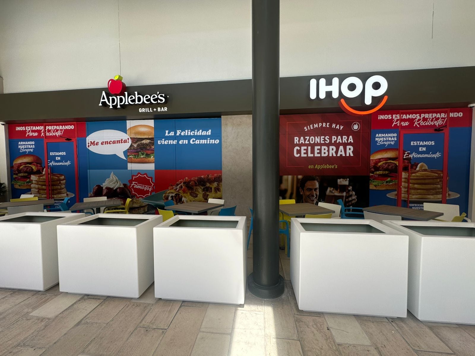 IHOP y Applebee’s funcionarán desde las 7:00 a. m. y ofrecerá promociones especiales por apertura.