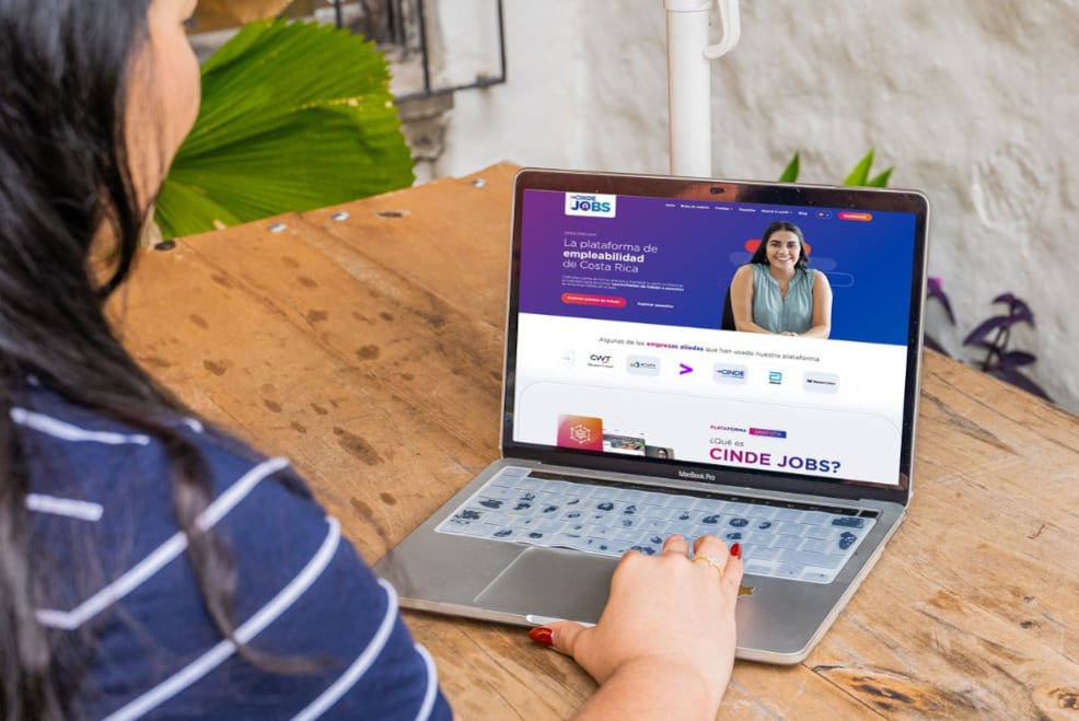 CINDE prepara un nuevo evento de empleo especializado que conectará talento calificado con empresas multinacionales el próximo 30 de abril.