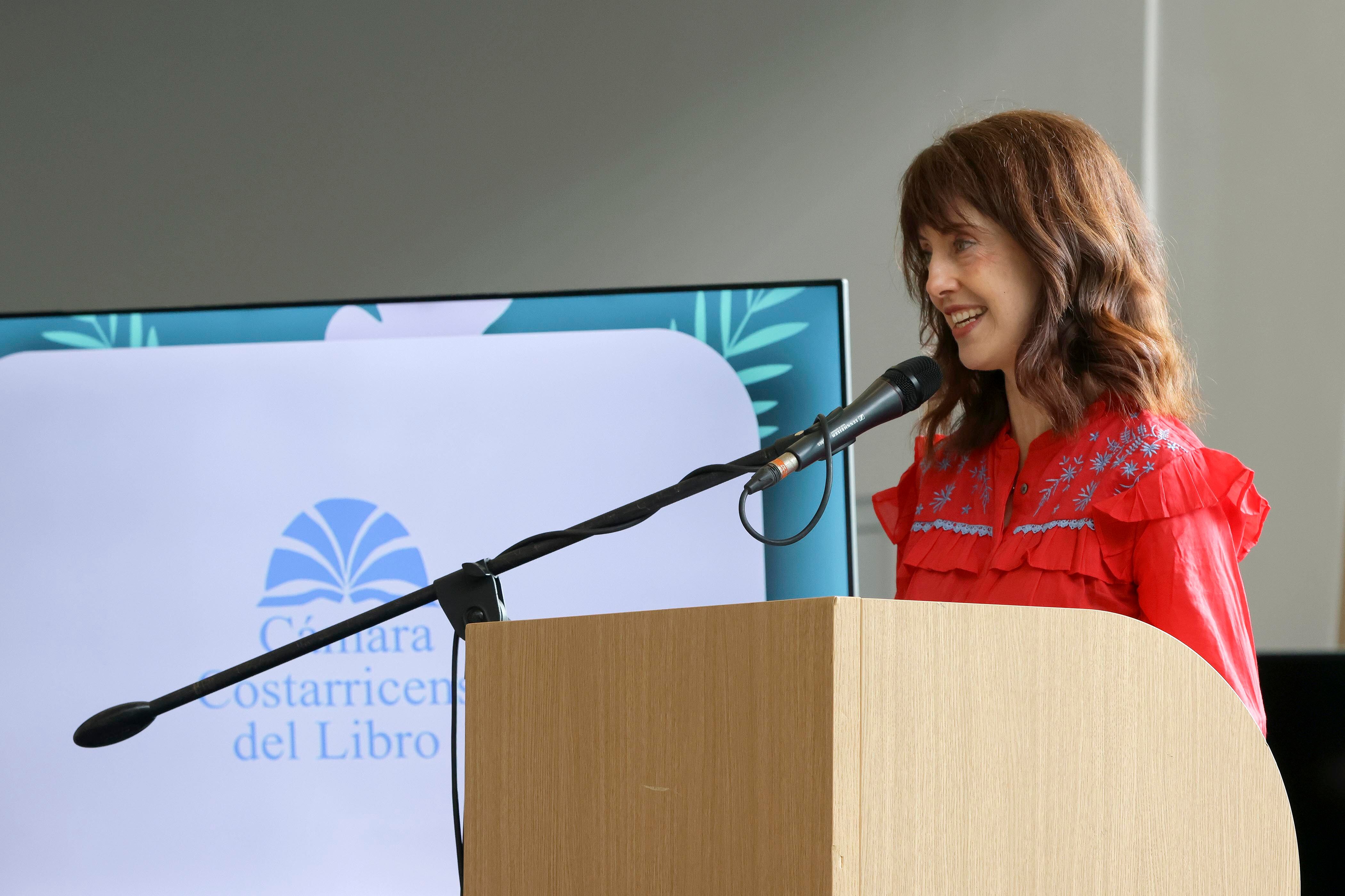 Entrevista con Irene Vallejo, invitada de la Feria Internacional del Libro 2025