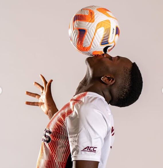 Marcos Escoe nuevo delantero de Saprissa