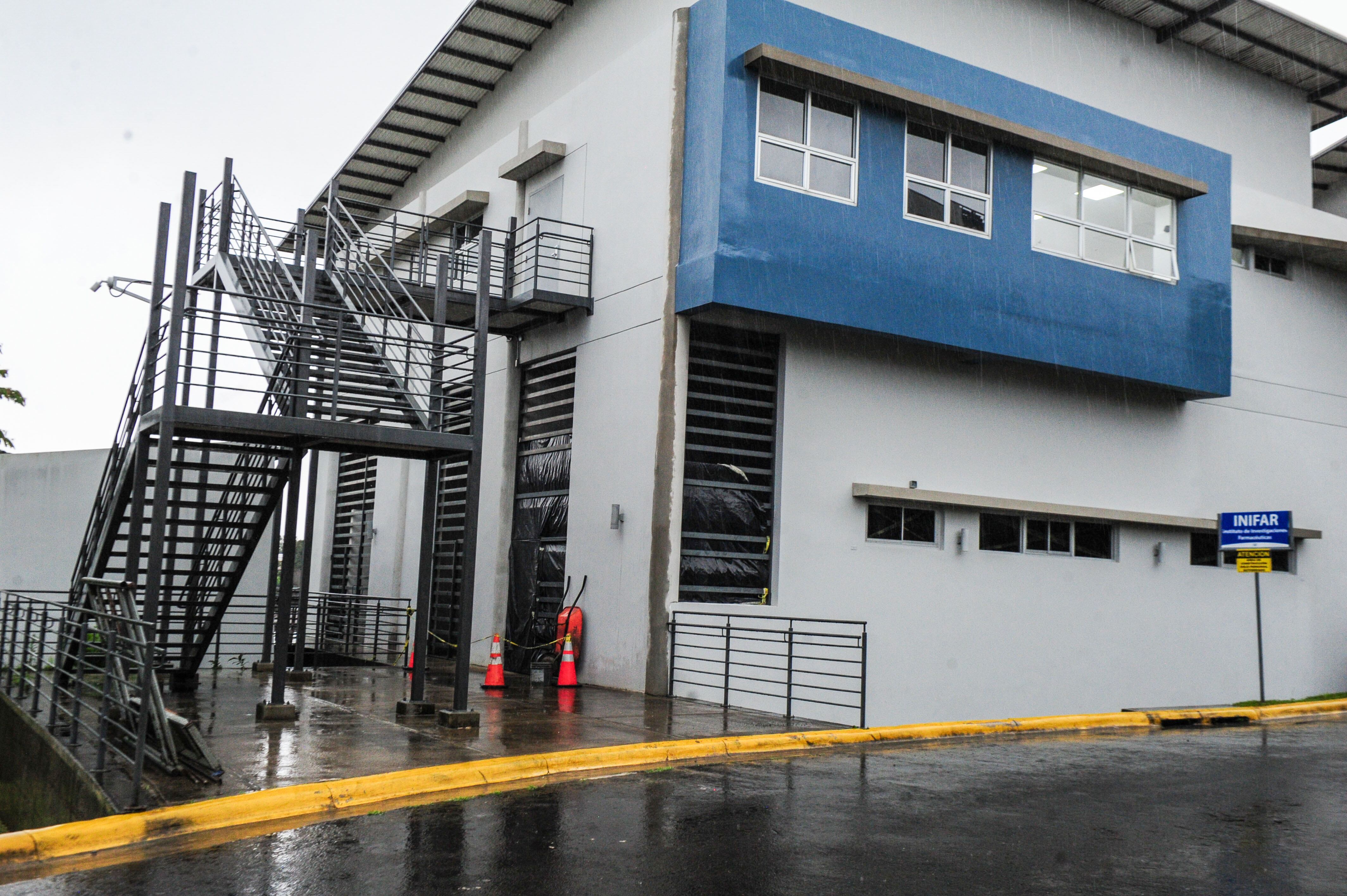 Instituto de investigación Farmacéutica, INIFAR