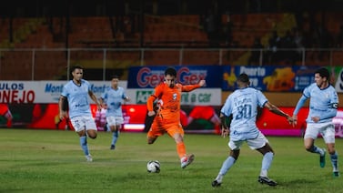 Con un Leonel Moreira salvador, Sporting sacó la victoria de visita ante Puntarenas FC