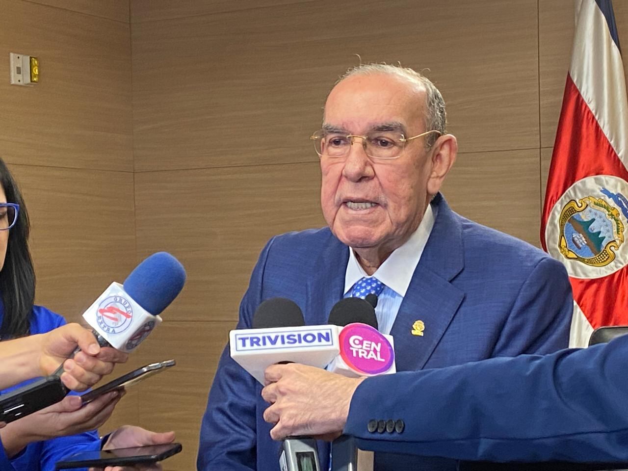 Rodrigo Arias, presidente del Congreso, regresó a la Asamblea Legislativa, tras sobreponerse a una seria afectación por el virus de la influenza. Foto: Lucía Astorga