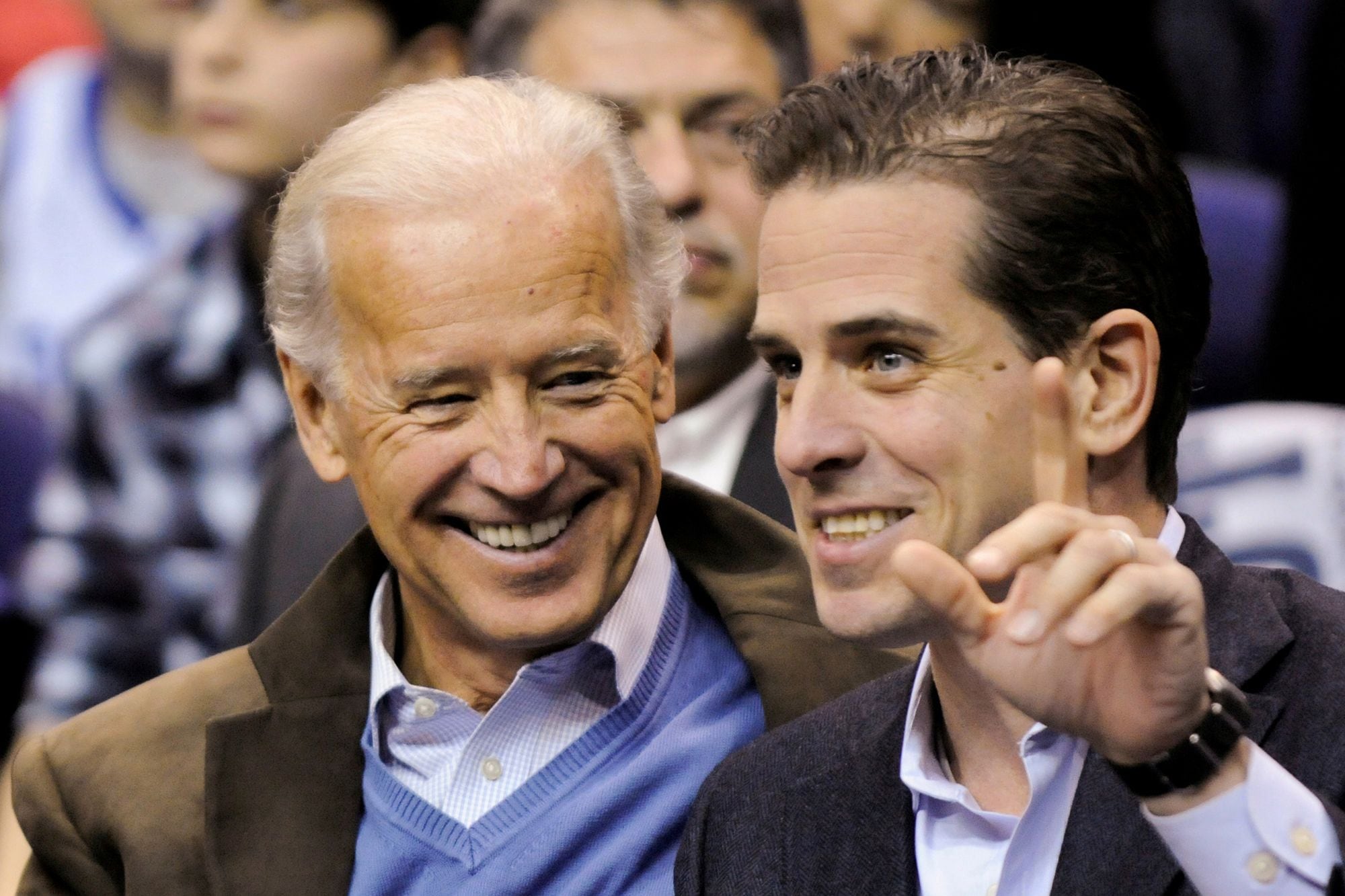 Hunter Biden no declaró durante la semana que duró el juicio celebrado en Wilmington (Delaware), su ciudad natal. En la imagen, junto a su padre Joe Biden, presidente de los Estados Unidos, en el 2021. Foto: AFP