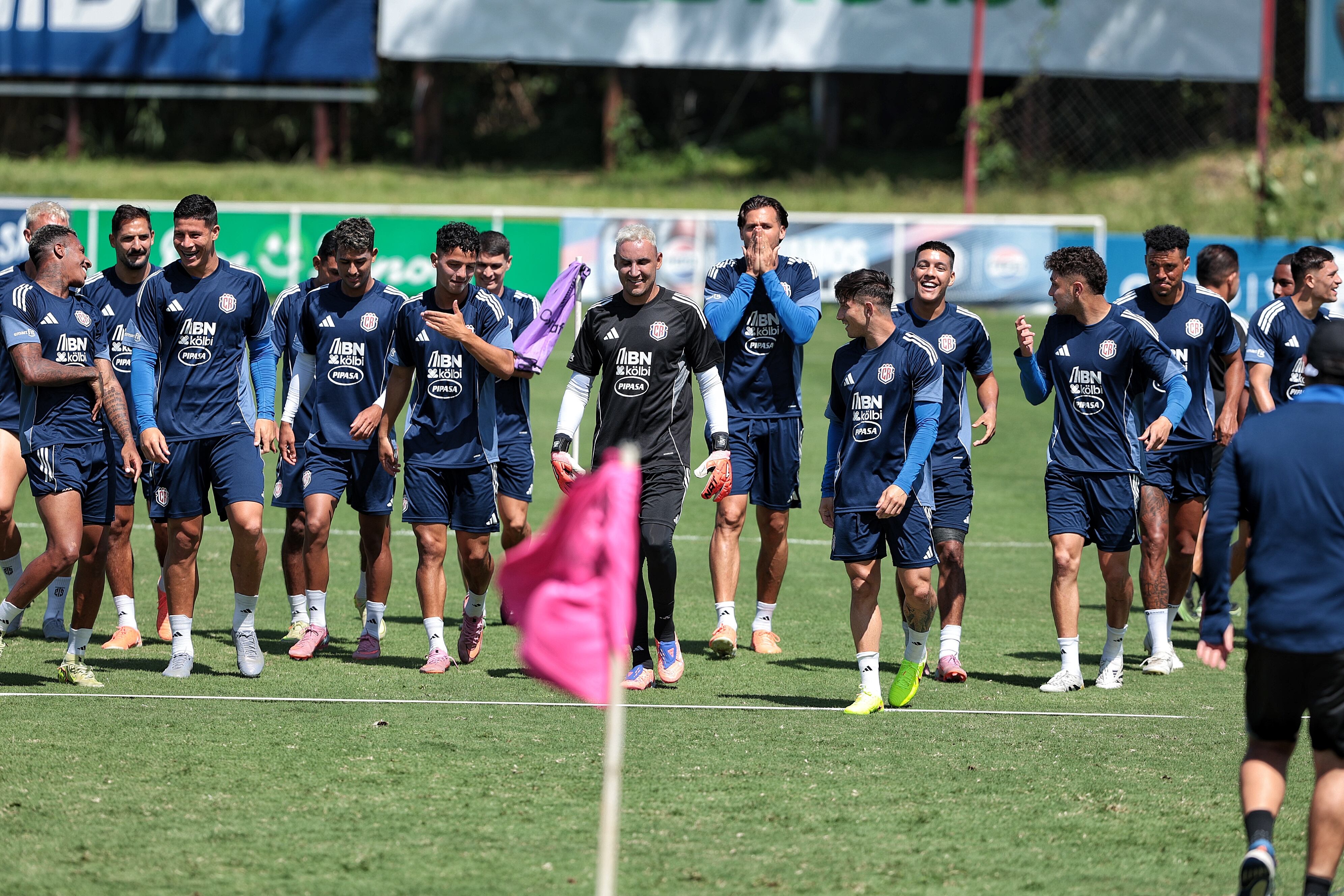 17/11/2025/ Fotos del entrenamiento de la selección nacional de Costa Rica previo a partido ante su similar de Honduras en Proyecto Gol por las eliminatorias al mundial FIFA 2026 / Foto John Durán