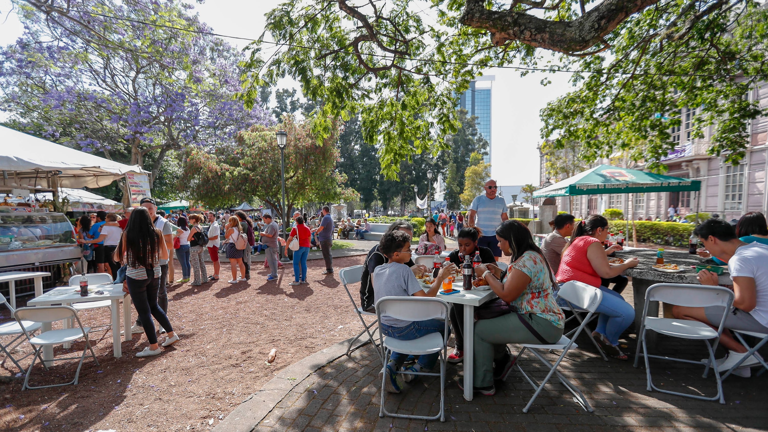 17/03/2018, San José, Parque Morazan, recorrido por los stand del Transitarte 2018 en el centro de la capital donde hay varias actividades culturales. Fotografía José Cordero