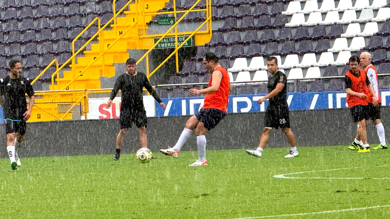 La prensa en Mejenga en el Saprissa