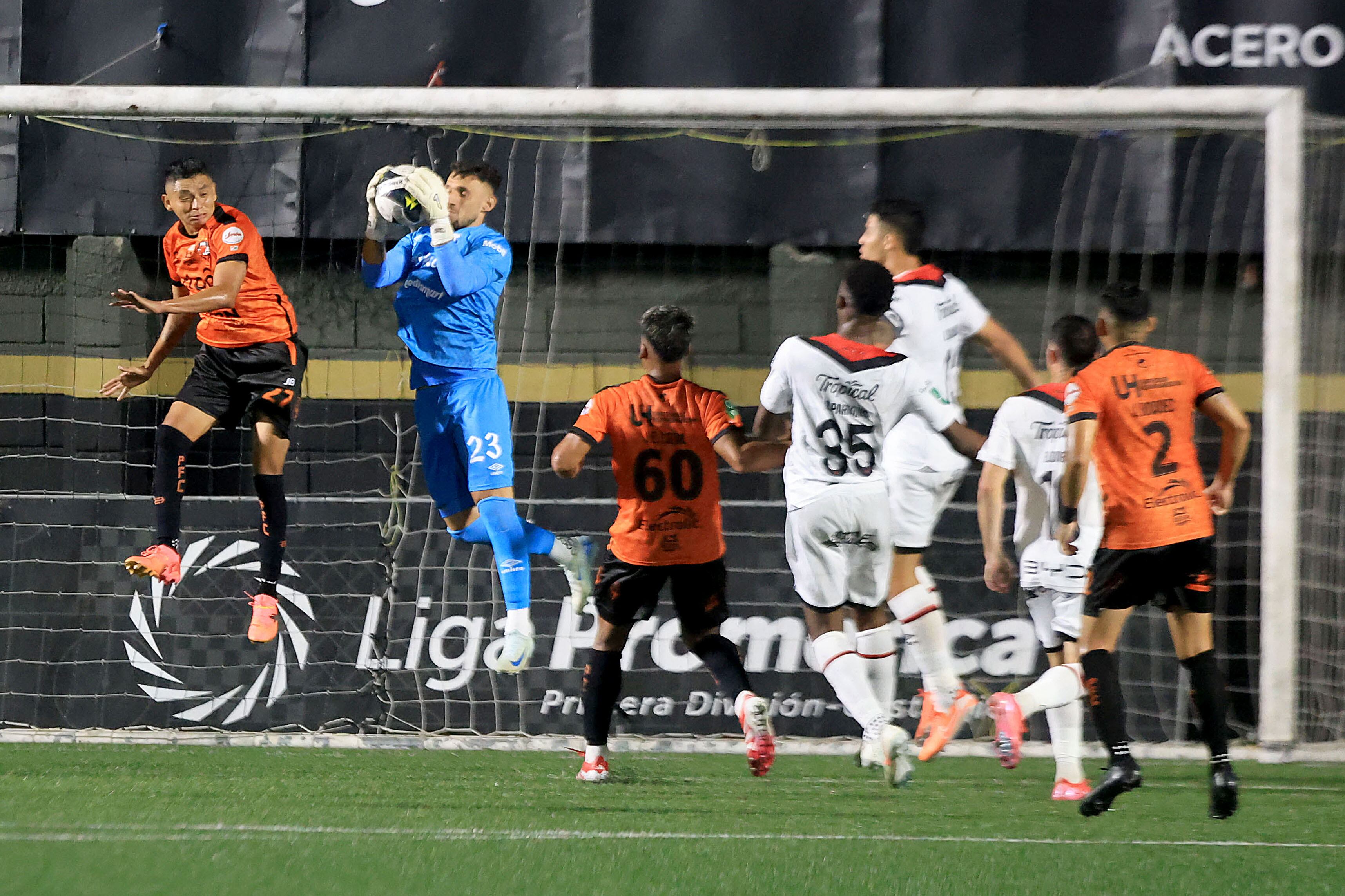 Puntarenas vs. Alajuelense
