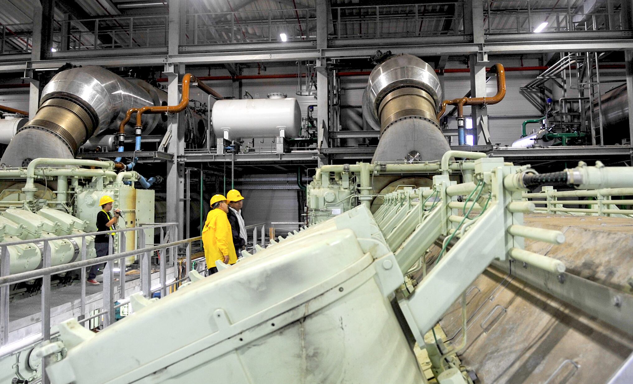 Planta Térmica Garabito del ICE en Barranca, Puntarenas. Este año, el Instituto ha recurrido a esa instalación propia y de proveedores privados para apoyar el consumo eléctrico. Fotografía: Marvin Caravaca.