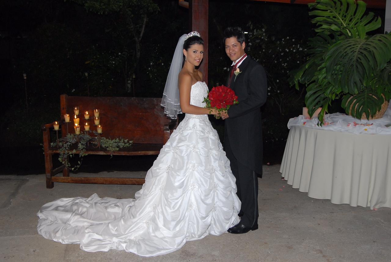 Con casi 19 años de casados, Nicole Aldana afirma que la clave ha sido poner a Dios en el centro.