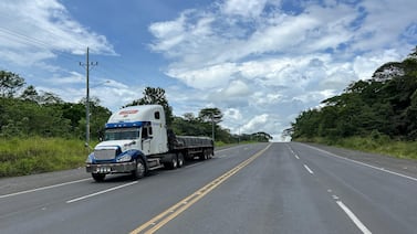 Impactante choque frontal de ambulancia en Abangares deja un muerto y varios heridos