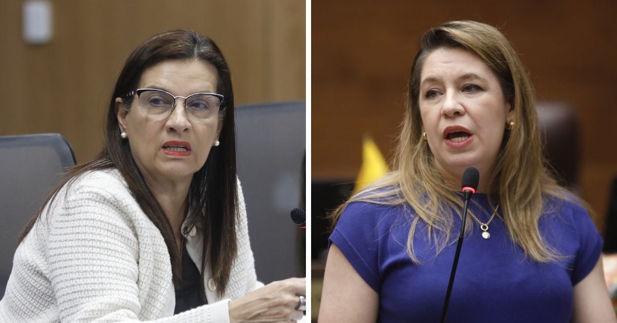 Marta Esquivel Claudia Dobles