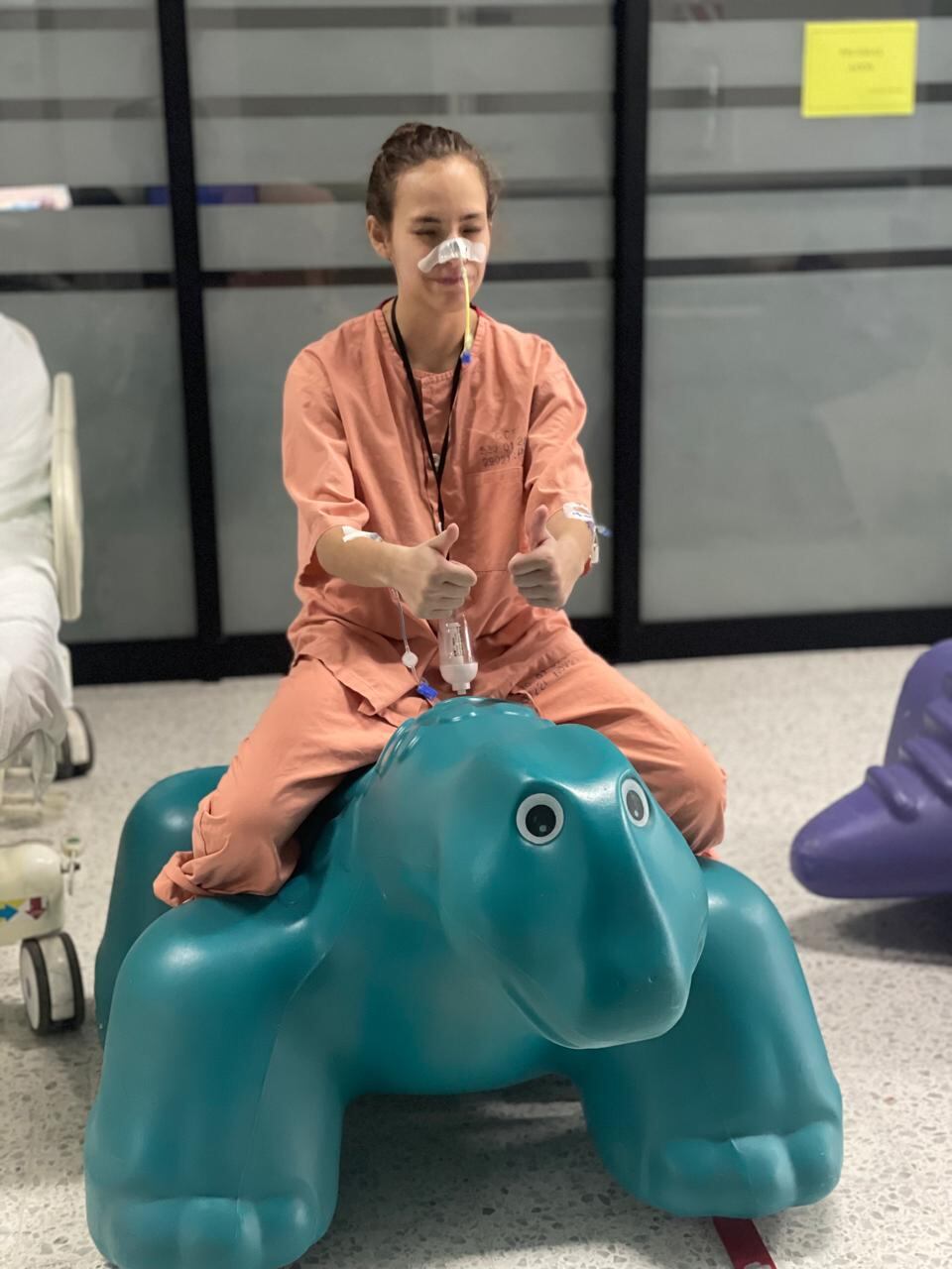 Hillary Barquero tiene dos años de lidiar con una enfermedad digestiva que requiere una cirugía compleja.