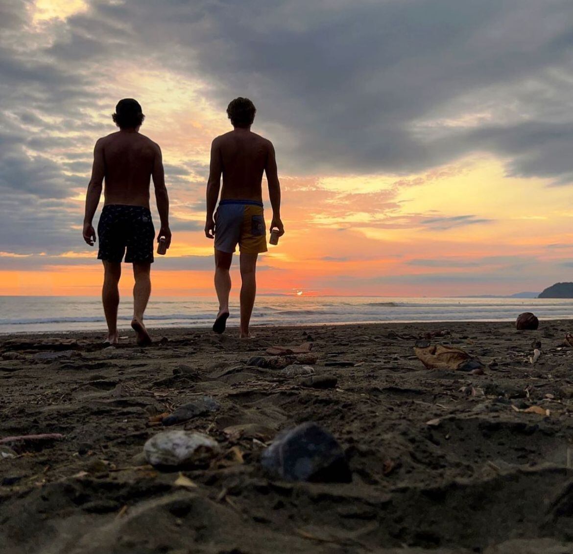 Los hermanos canadienses aspiran por conectar con más ticos y conocer todas las zonas turísticas del país.