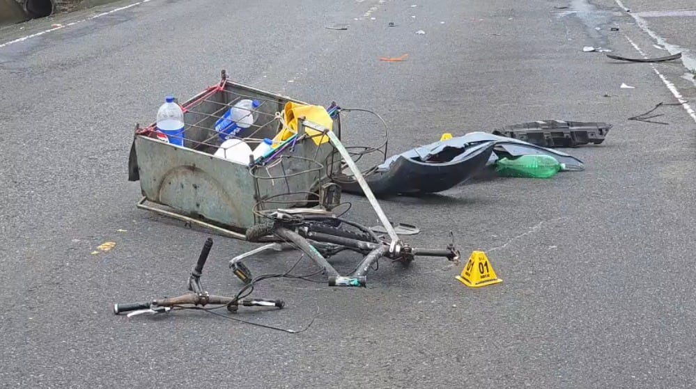 Ciclista murió atropellado por conductor que huyó en San Carlos.