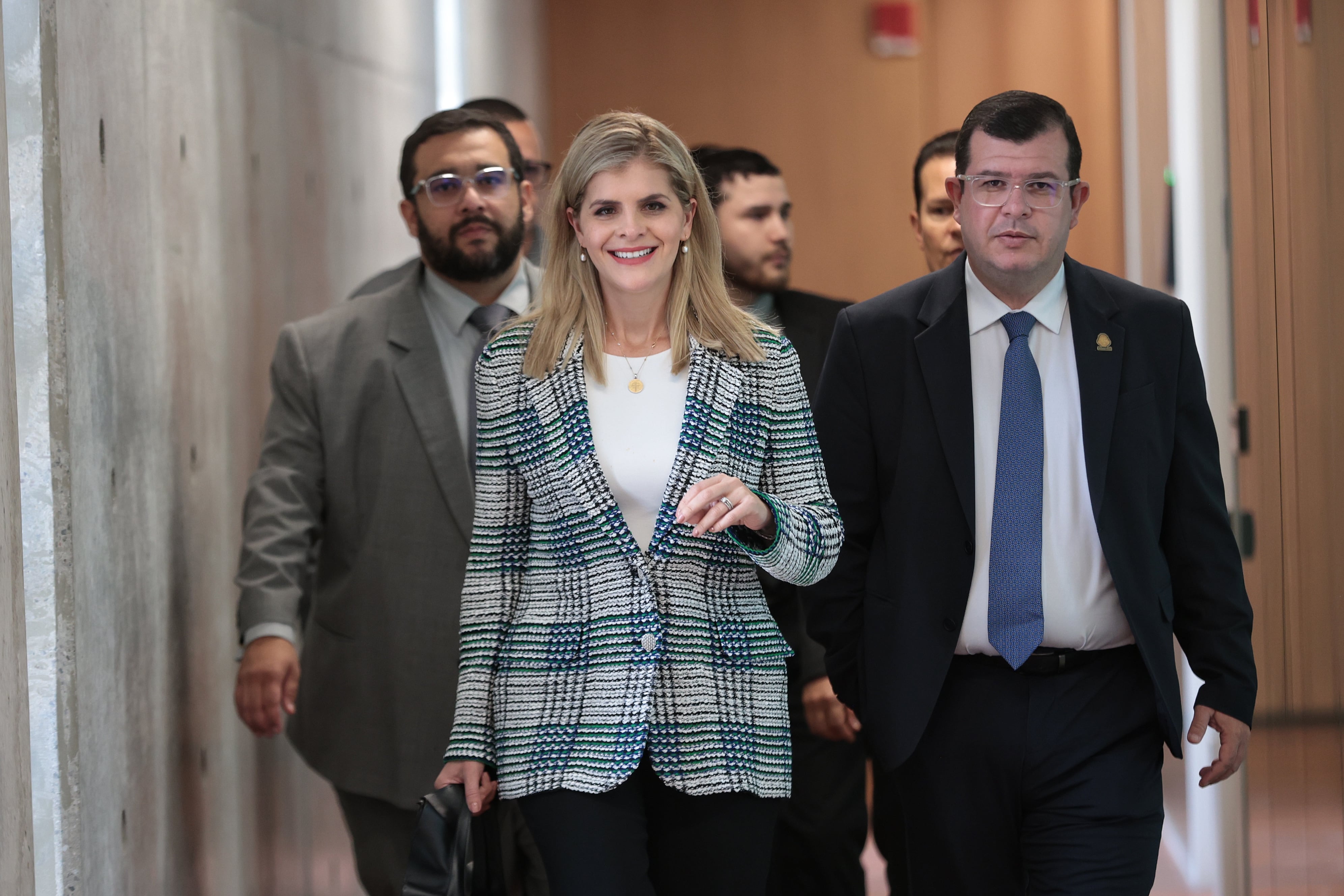 Reunión Laura Fernández con diputados del Frente Amplio / Foto John Durán