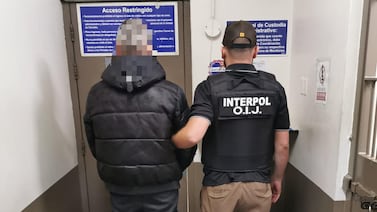 Detienen en el aeropuerto a ciudadano ruso requerido por Estados Unidos