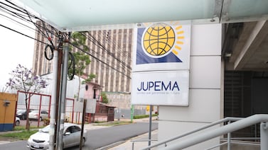 10 centros educativos privados deben ¢3.195 millones a Jupema