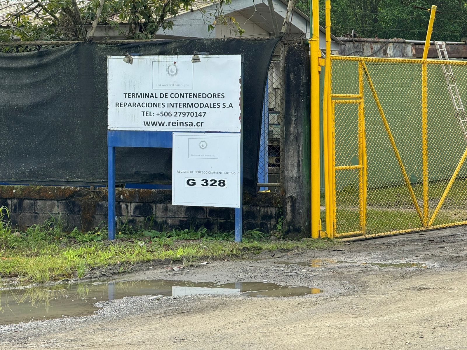 La PCD allanó un predio en Sandoval de Limón, vinculado con un grupo familiar sospechoso de enviar cocaína a Europa.