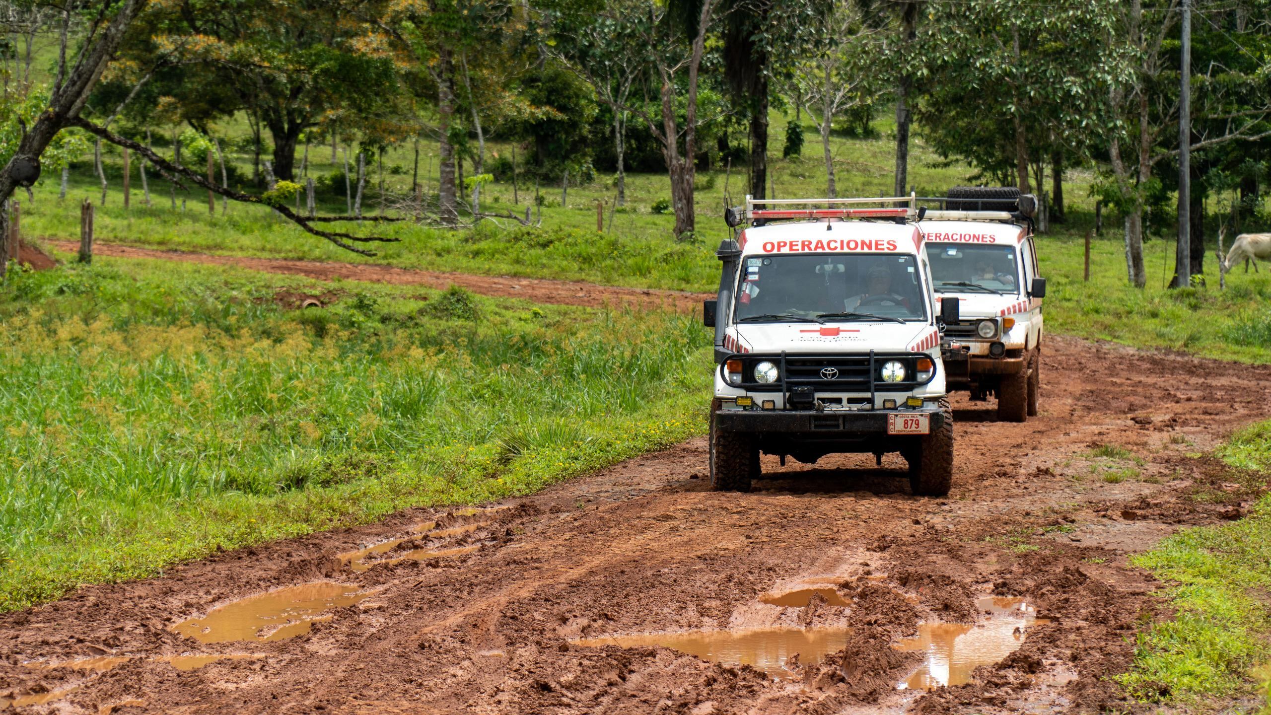Dos cadáveres fueron hallados dentro de un túnel en Crucitas.