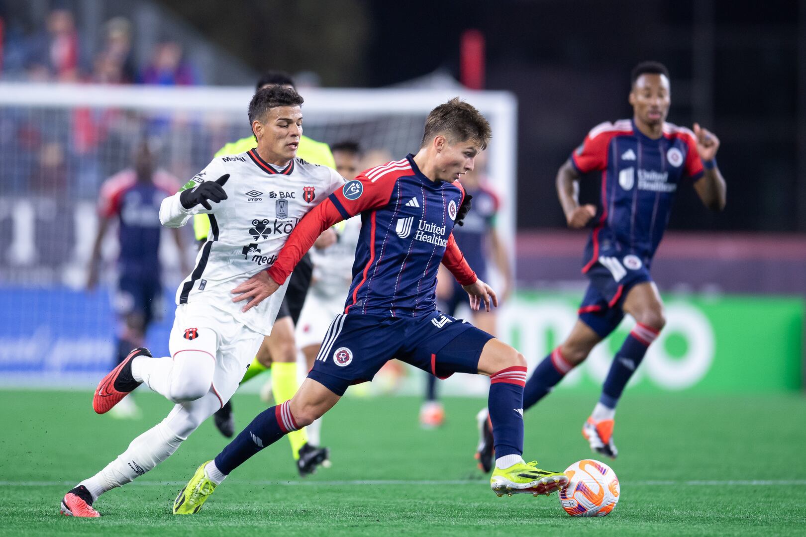 New England Revolution goleó 4-0 a Alajuelense en los octavos de final de la Copa de Campeones de Concacaf. Foto: Concacaf.com