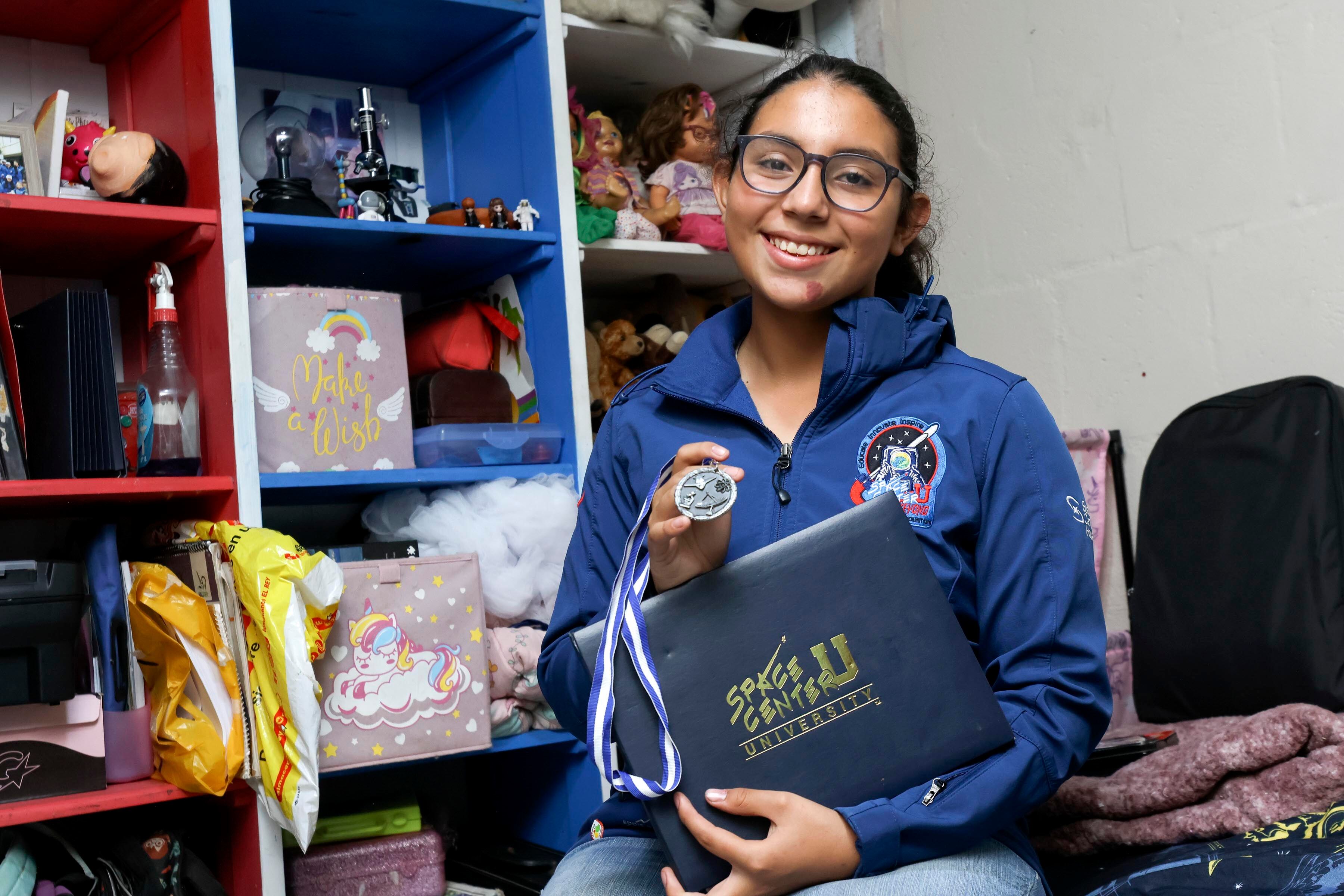 Ensayo Equidad de Género. MATERIAL EMBARGADO PARA PUBLICAR EN LA REVISTA DOMINICAL. LOS CONSENTIMIENTOS DE LAS MENORES DE EDAD SOLO SON PARA ESTA PUBLICACION EN LA REVISTA DOMINICAL.