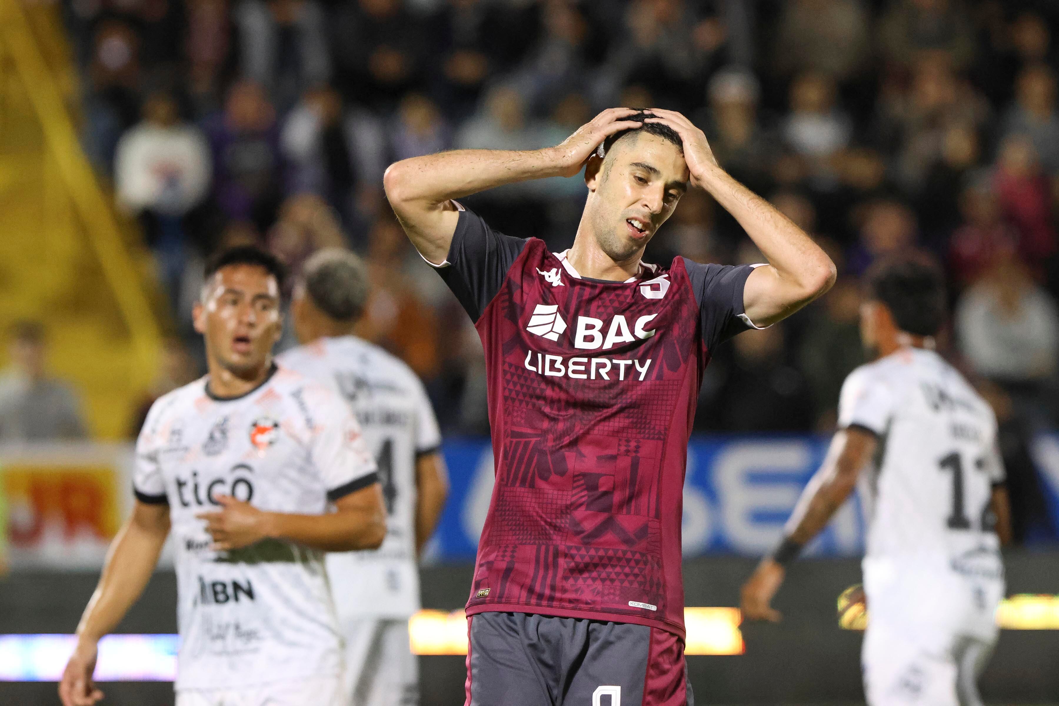 Saprissa vs Puntarenas F.C.