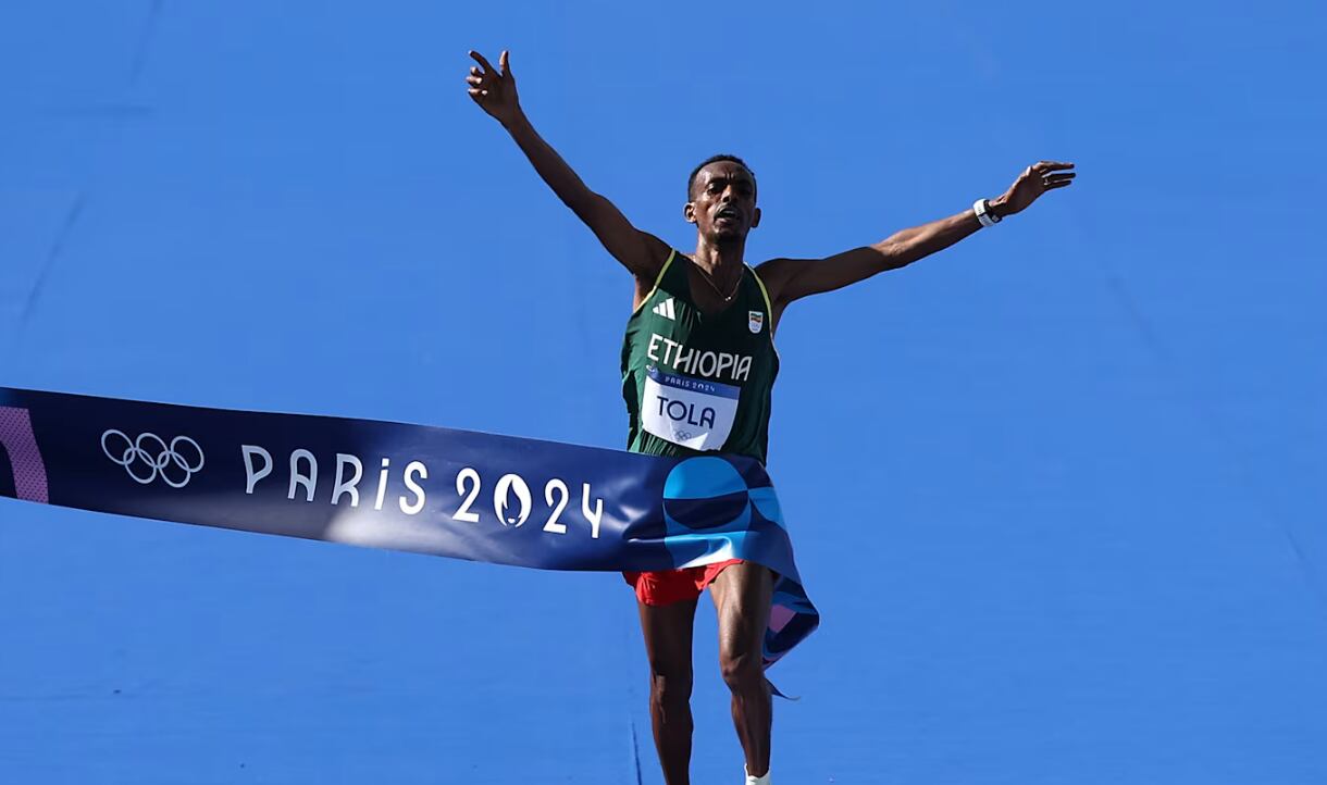 Juegos Olímpicos París 2024
Tamirat Tola
Etiopía
Ganador del Maratón masculino
Nuevo récord: (2:06:26)
10 de agosto 2024
Fotografía: Juegos Olímpicos París 2024