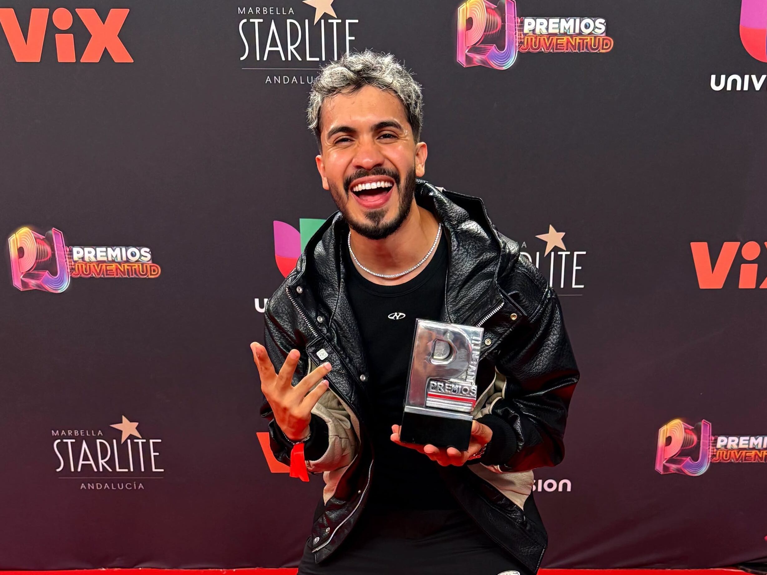Коста-риканский блогер Araya Vlogs получил престижную награду Premio Juventud