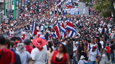 Color, música y bandas: Vea las fotos y videos del desfile del 15 de setiembre en el centro de San José