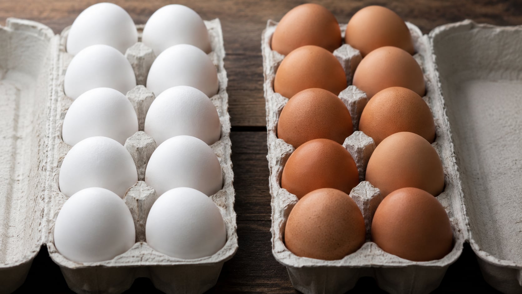 Especialistas explicaron por qué los huevos marrones suelen ser más caros y qué aspectos sí influyen en su calidad.