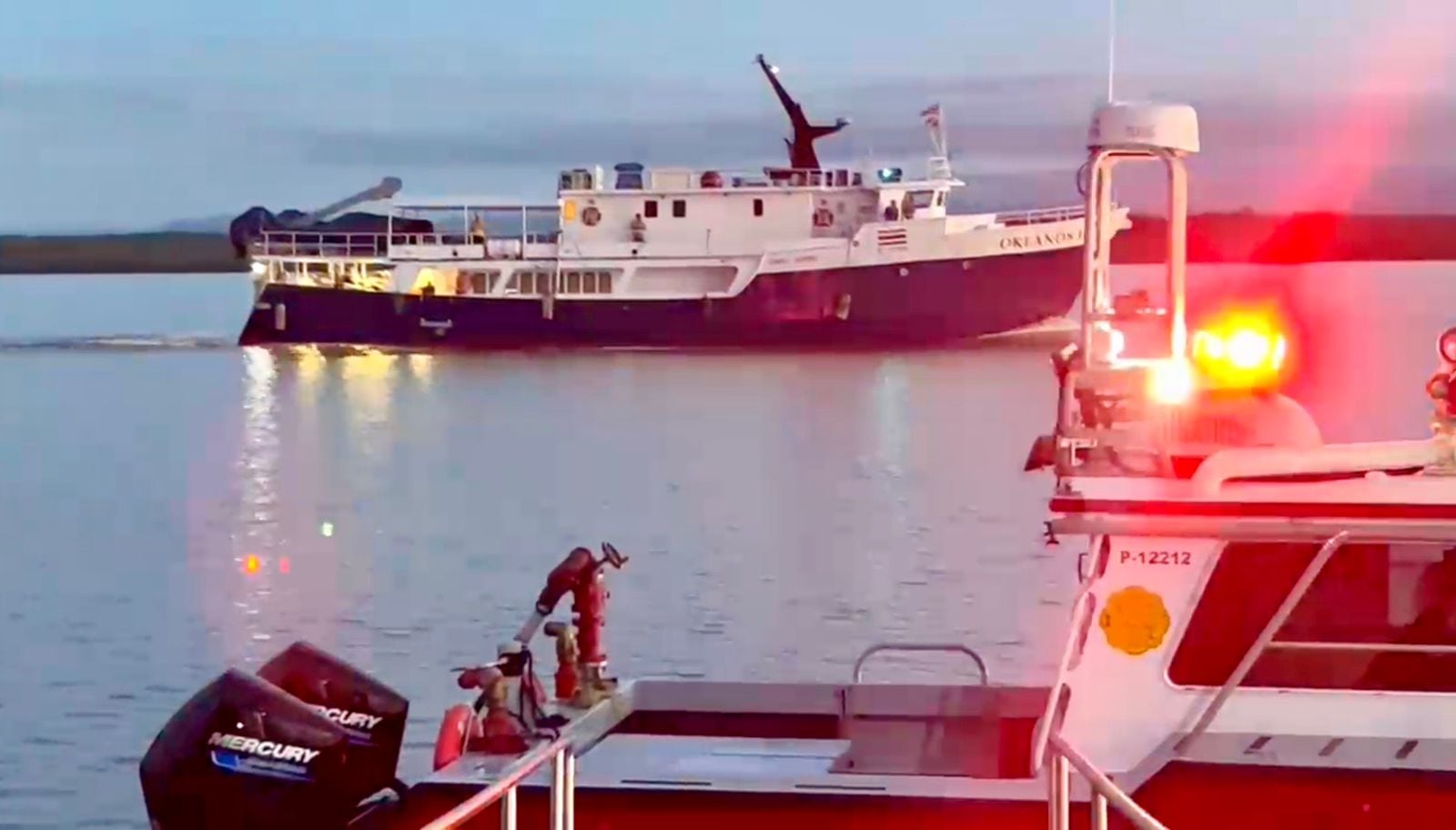 Un biólogo marino, ciudadano de México, llegó en barco este 29 de setiembre a un hospital en Puntarenas, Costa Rica, después de haber sido mordido mordido, el sábado 27, por un tiburón de aproximadamente cuatro metros de largo, en aguas de la isla del Coco.