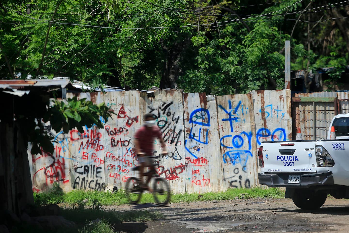 23/04/2021 Puntarenas. Recorrido por los distritos de Barranca, Chacarita y El Roble que han sido noticia negativa, de mucha inseguridad durante los últimos meses, debido a la oleada de homicidios que se han registrado. Y el esfuerzo que hacen las autoridades, especialmente la Fuerza Pública por mantener el orden. Foto: Rafael Pacheco