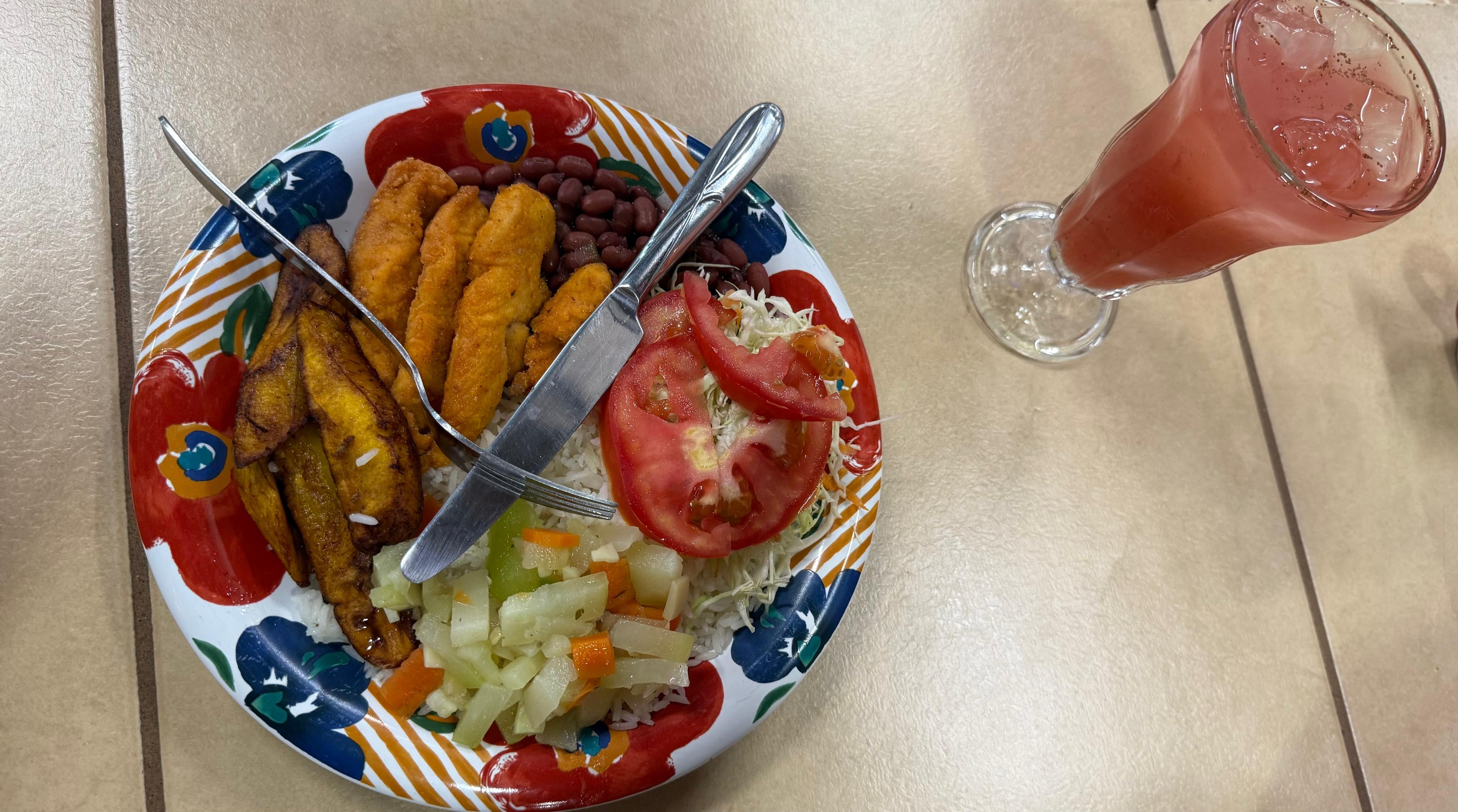 Las opciones de platillos varían continuamente.