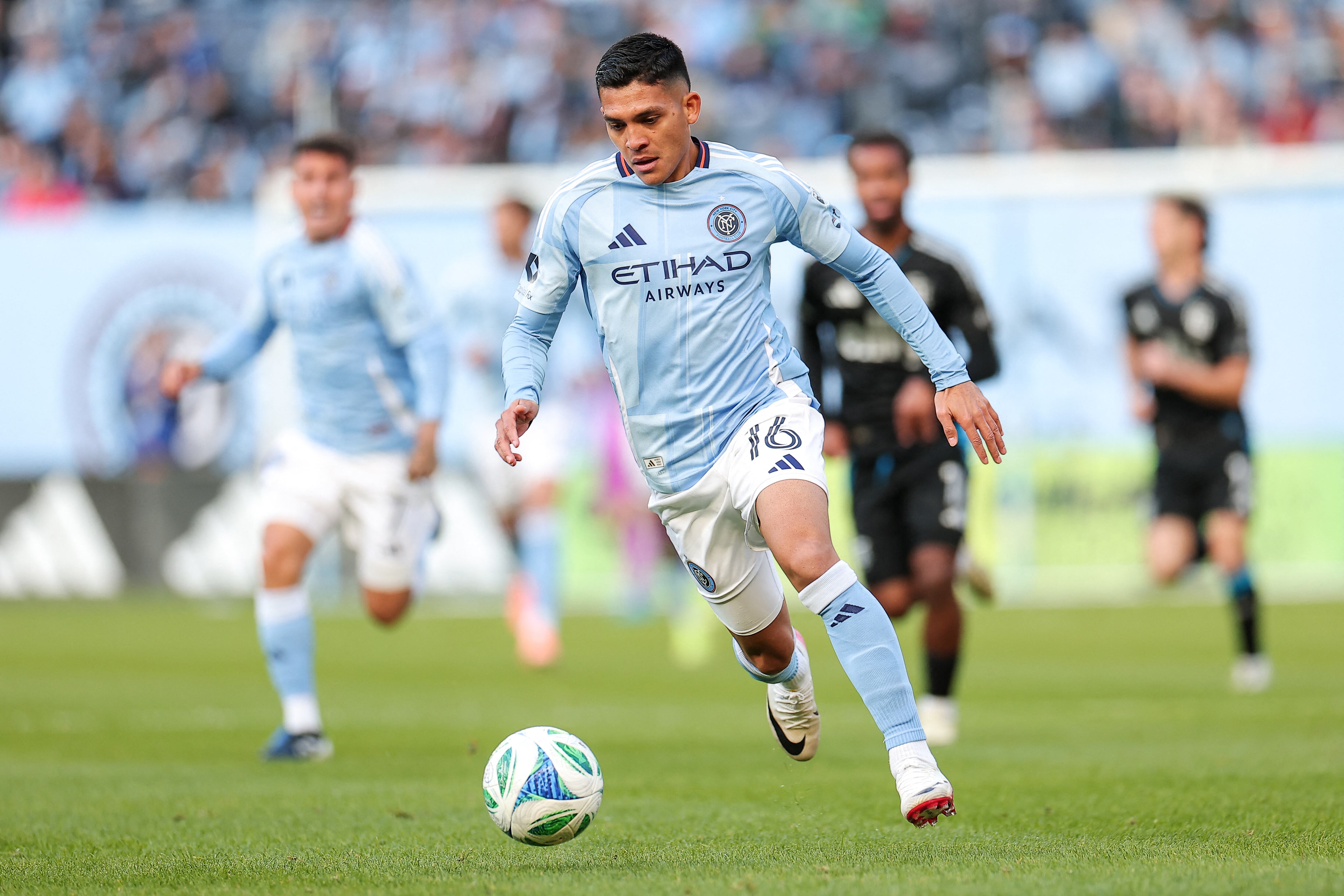 Alonso Martínez en el partido entre New York City FC y Charlotte FC en el Yankee Stadium.