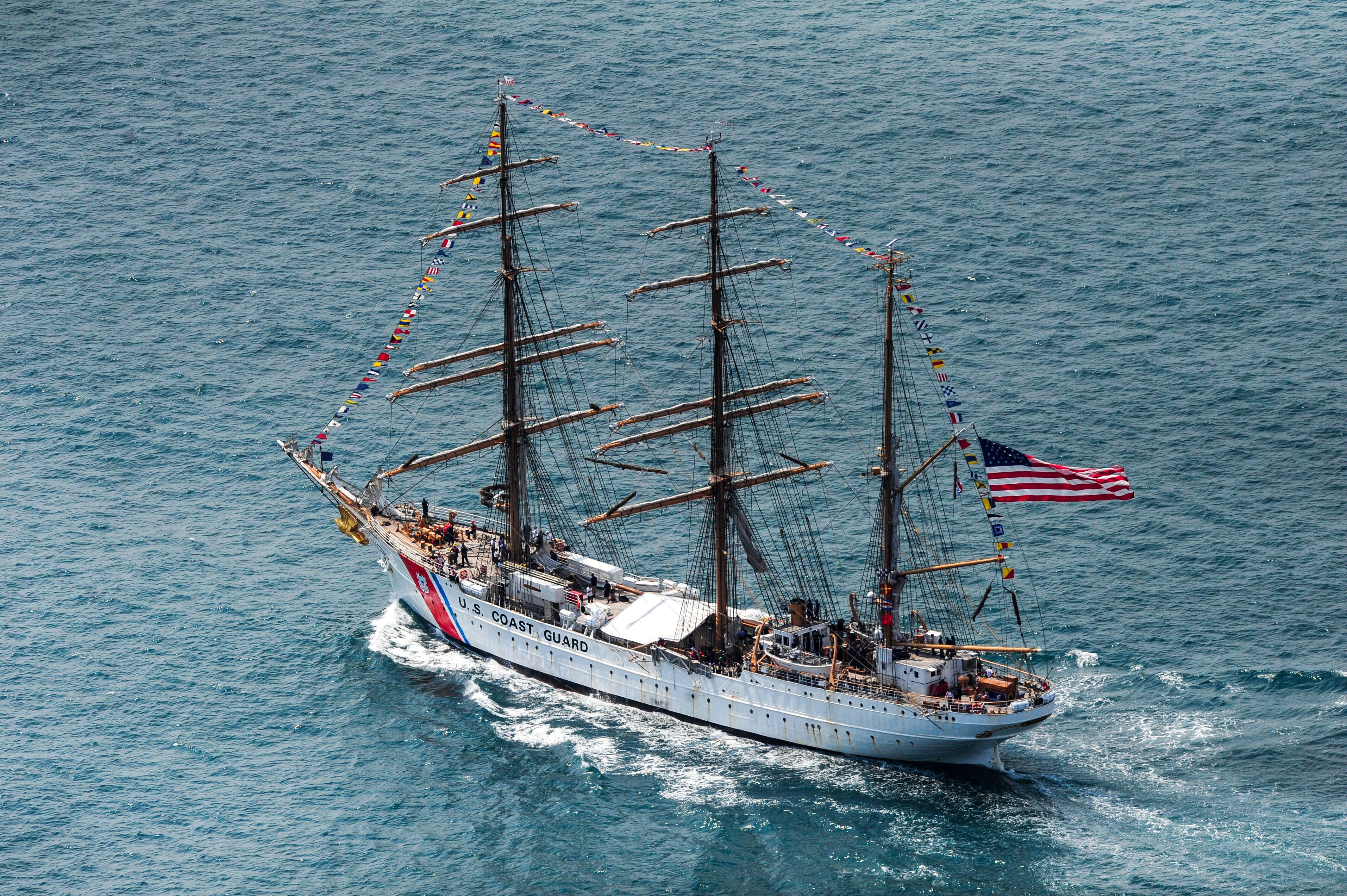 Sobrevuelo en Helicópteros UH-1