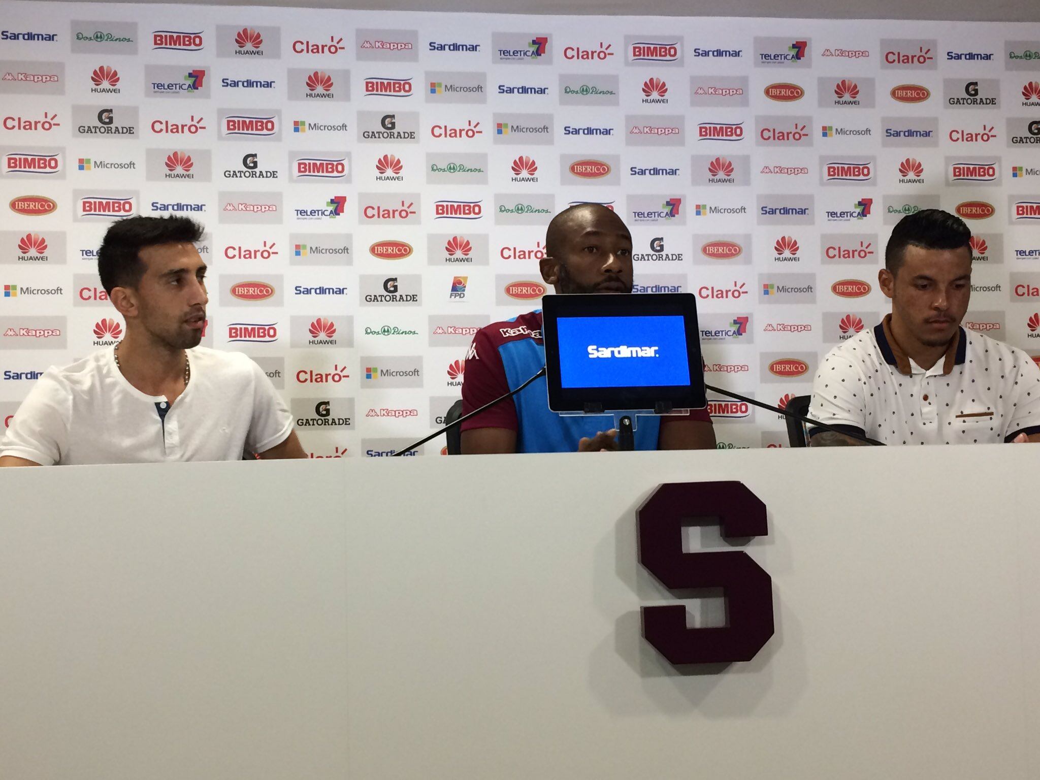 La llegada de Mariano Torres al Saprissa fue uno de los principales aciertos de Chope. Foto tomada de X Saprissa.