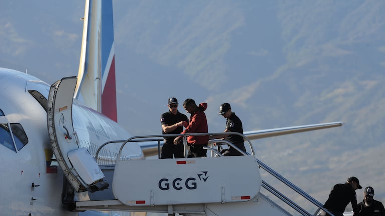 Estados Unidos pagó $10.000 para deportar a 33 extranjeros de Costa Rica