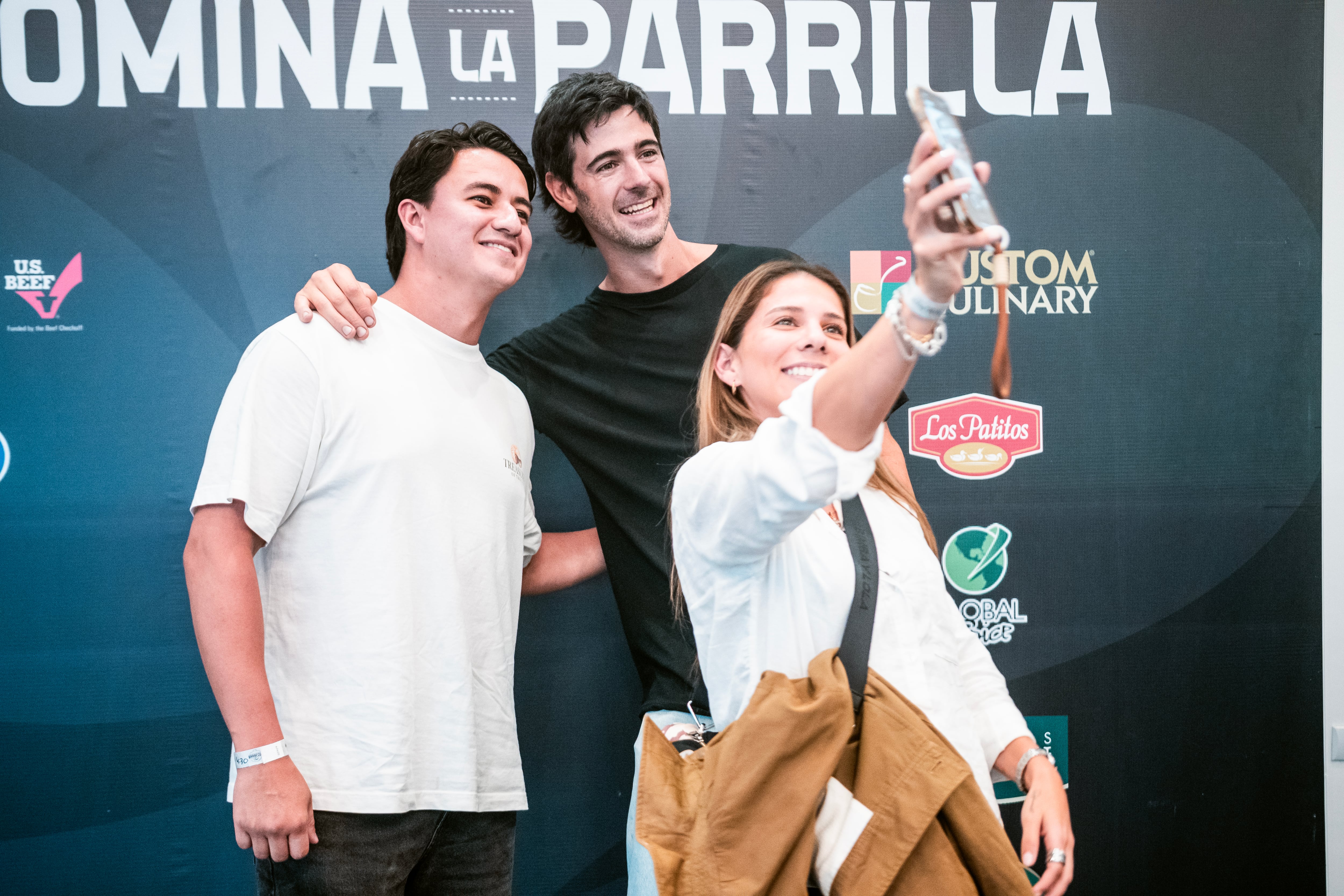 Luciano Luchetti, de Locos por el Asado, compartió con los comensales del BBQ Fest.