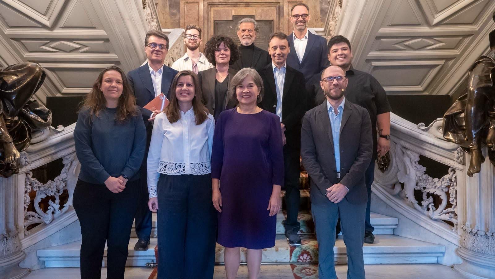 En esta quinta entrega, la comitiva nacional estuvo integrada por Marjorie Ross (Premio Nacional de Cultura Magón), Roberto Cambronero, Arnoldo Ramos, Rod Saturnine, Jürgen Ureña, José Fernando Álvarez y Silvia Campos.