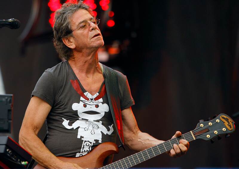 Lou Reed durante su presentación en el festival de música, cultura y entretenimiento Lollapalooza, del 2009, en Estados Unidos. Fotografía: AP.