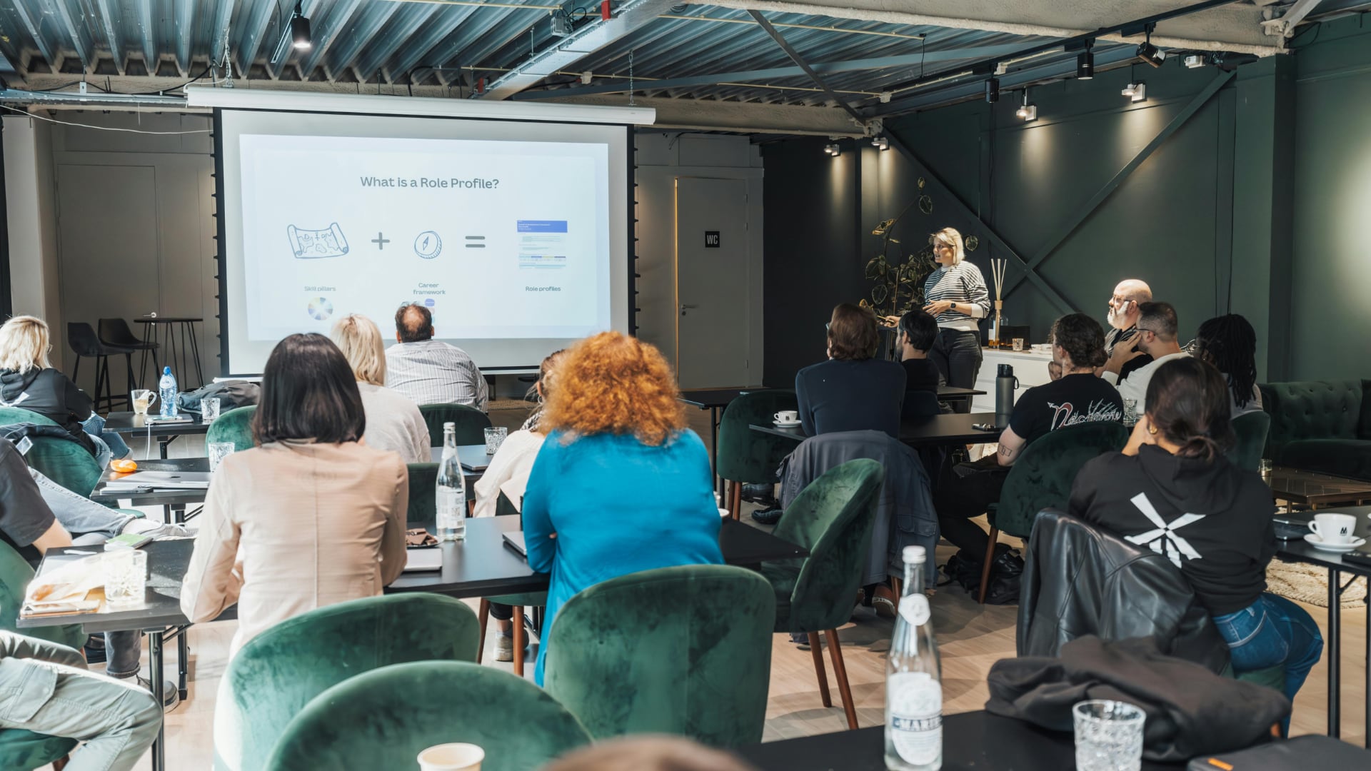 El curso gratuito inicia el 9 de agosto y ofrece formación en robótica con LEGO EV3, con certificación oficial incluida.