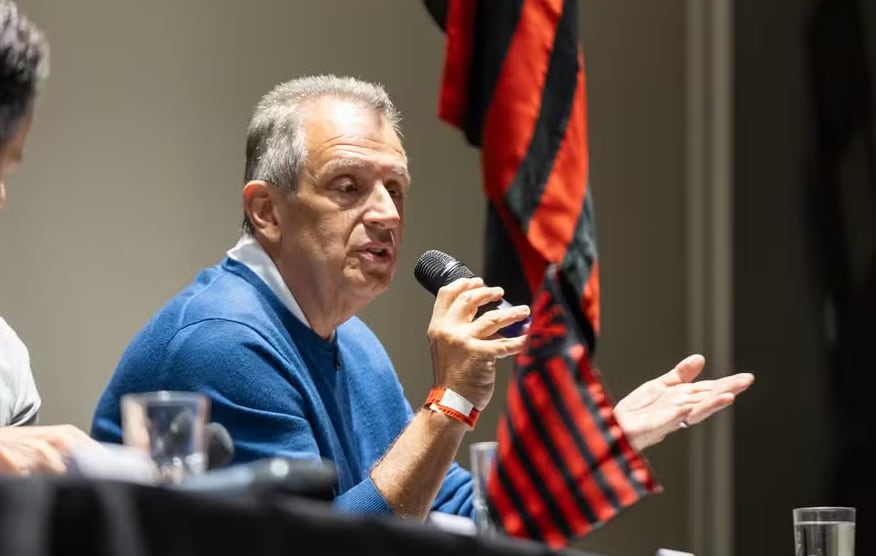 El presidente del Flamengo, Luiz Eduardo Baptista, se metió en problemas por la forma en la que se expresó de una periodista en Brasil.