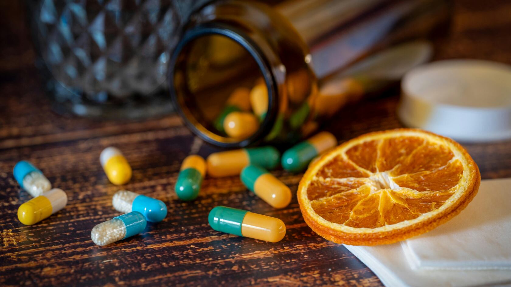 El colágeno se puede estimular con alimentos comunes como carnes, cítricos y semillas, sin necesidad de suplementos costosos.