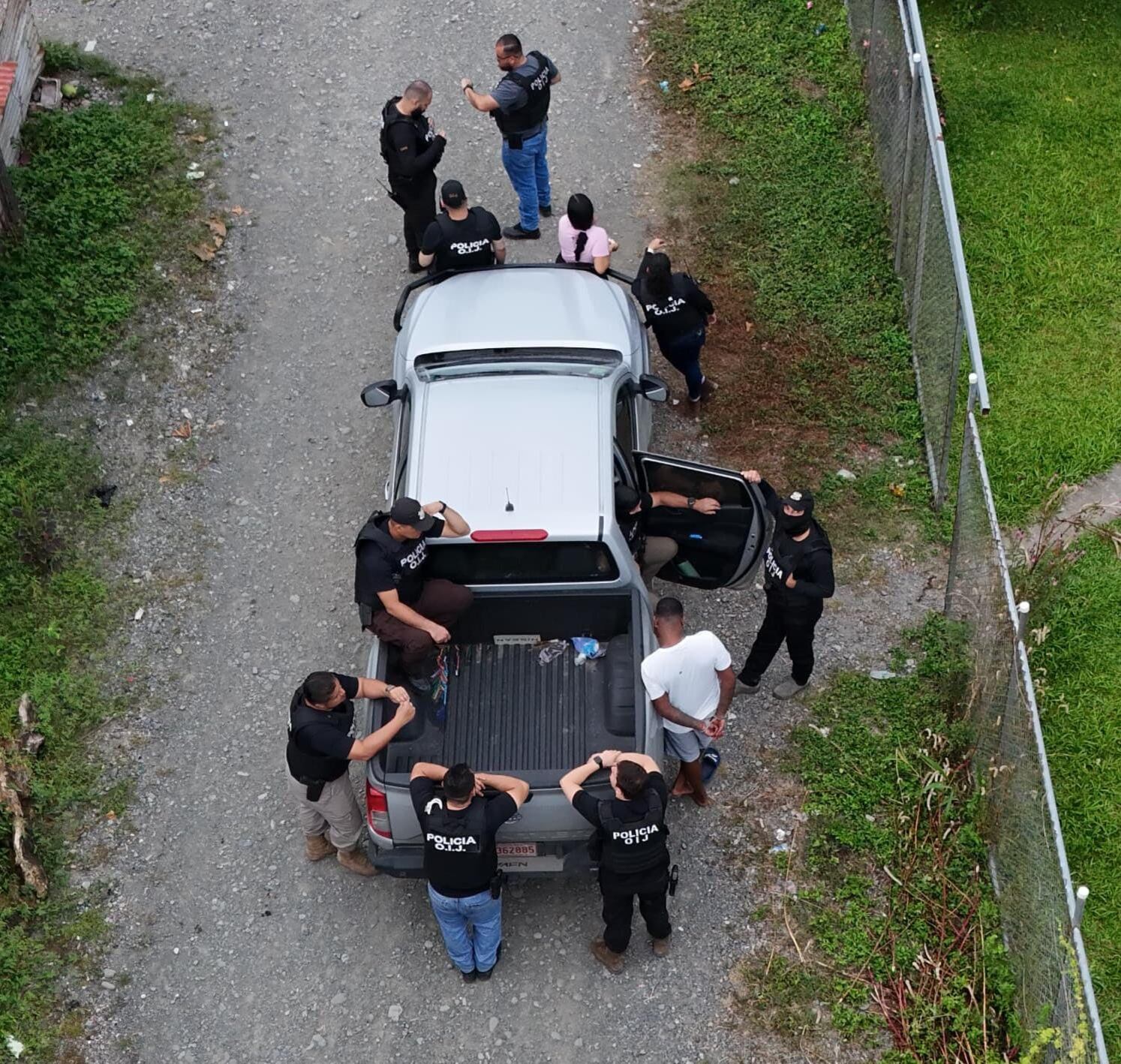 Un presunto líder criminal de Estrada en Matina de Limón, de apellidos Britton Andersson alias Negro, fue detenido por agentes del OIJ de Batán.